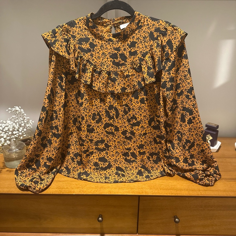 Floral Ruffle Blouse